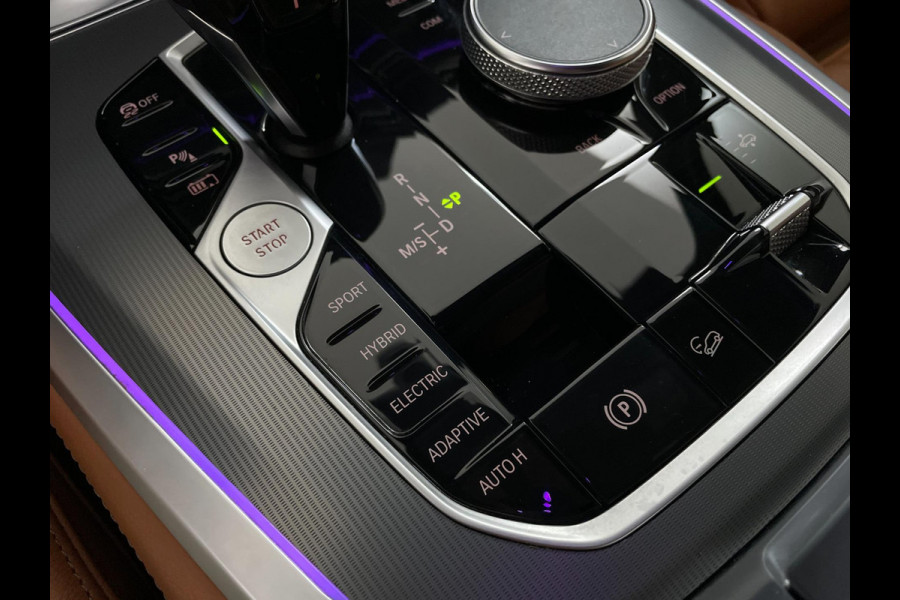 BMW X5 XDrive45e High Executive M PAKKET M PERFORMANCE CARBON AIRCO NAVI CRUISE BT STOELVERW LUCHTV 22INCH CAMERA NIEUWSTAAT