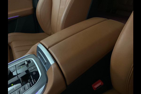 BMW X5 XDrive45e High Executive M PAKKET M PERFORMANCE CARBON AIRCO NAVI CRUISE BT STOELVERW LUCHTV 22INCH CAMERA NIEUWSTAAT