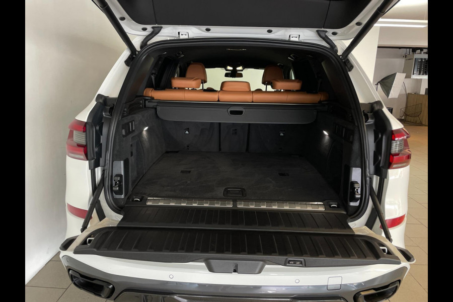 BMW X5 XDrive45e High Executive M PAKKET M PERFORMANCE CARBON AIRCO NAVI CRUISE BT STOELVERW LUCHTV 22INCH CAMERA NIEUWSTAAT