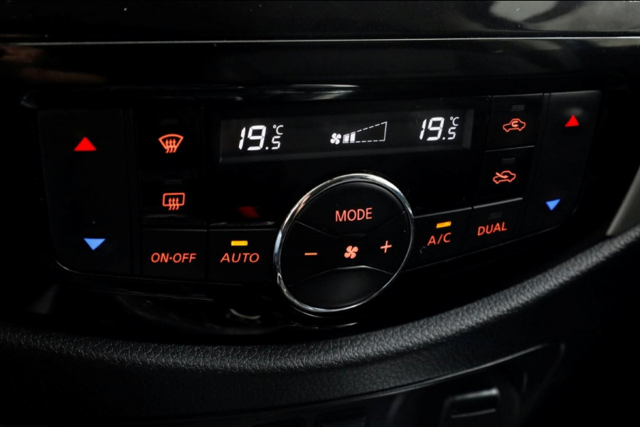 Nissan Navara 2.3 dCi 190pk Automaat Tekna 4x4 + Sperdiff. Trekhaak 3500kg 09-2020 Nissan Navara 2.3 dCi 190pk Automaat Tekna 4x4 + Sperdiff. Trekhaak 3500kg 09-2020