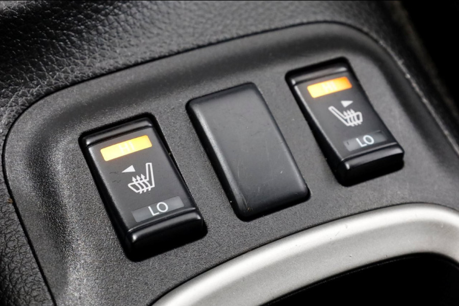 Nissan Navara 2.3 dCi 190pk Automaat Tekna 4x4 + Sperdiff. Trekhaak 3500kg 09-2020 Nissan Navara 2.3 dCi 190pk Automaat Tekna 4x4 + Sperdiff. Trekhaak 3500kg 09-2020