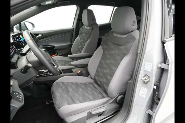 Volkswagen ID.4 Pure 52 kWh Navigatie Pdc Stoelverwarming Acc 260 Volkswagen ID.4 Pure 52 kWh Navigatie Pdc Stoelverwarming Acc 260