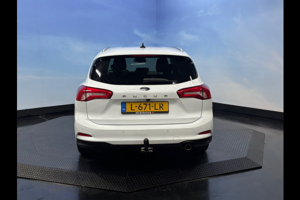 Ford FOCUS Wagon 1.0 EcoBoost Trend Edition Business Airco| PDC | Navi | Cruise | Camera | Trekhaak Ford FOCUS Wagon 1.0 EcoBoost Trend Edition Business Airco| PDC | Navi | Cruise | Camera | Trekhaak