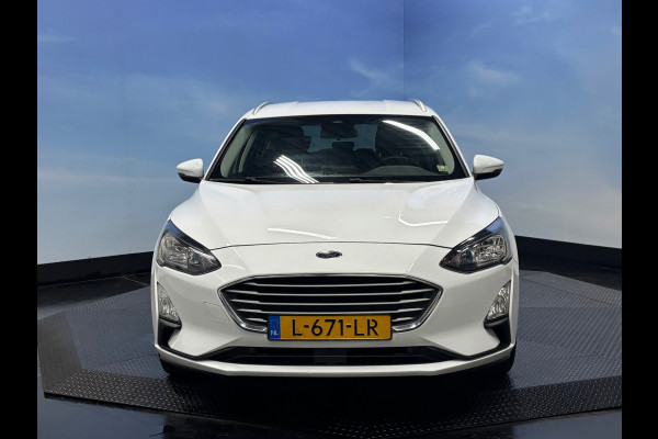 Ford FOCUS Wagon 1.0 EcoBoost Trend Edition Business Airco| PDC | Navi | Cruise | Camera | Trekhaak Ford FOCUS Wagon 1.0 EcoBoost Trend Edition Business Airco| PDC | Navi | Cruise | Camera | Trekhaak