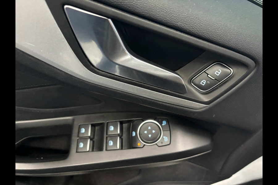 Ford FOCUS Wagon 1.0 EcoBoost Trend Edition Business Airco| PDC | Navi | Cruise | Camera | Trekhaak Ford FOCUS Wagon 1.0 EcoBoost Trend Edition Business Airco| PDC | Navi | Cruise | Camera | Trekhaak