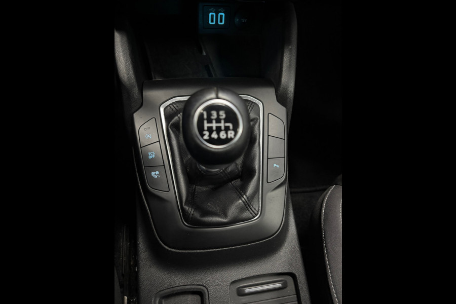 Ford FOCUS Wagon 1.0 EcoBoost Trend Edition Business Airco| PDC | Navi | Cruise | Camera | Trekhaak Ford FOCUS Wagon 1.0 EcoBoost Trend Edition Business Airco| PDC | Navi | Cruise | Camera | Trekhaak