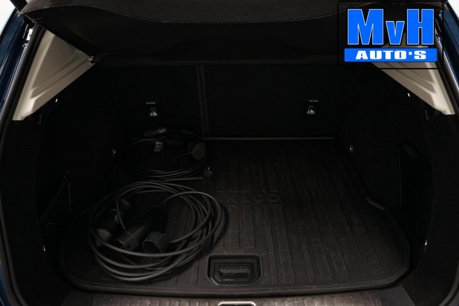 Lynk & Co 01 1.5 Hybride|FULL BLACK|LEER|PANO|360°CAM|NAP