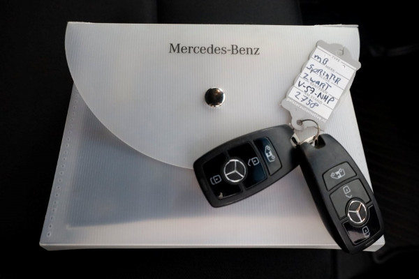 Mercedes-Benz Sprinter 316 CDI 163pk RWD L1H1 7G Automaat Koelwagen Trekhaak/LED/Camera 04-2021 Mercedes-Benz Sprinter 316 CDI 163pk RWD L1H1 7G Automaat Koelwagen Trekhaak/LED/Camera 04-2021