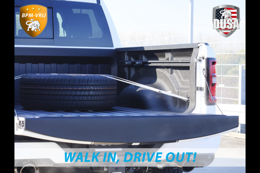 Dodge Ram | 1500 | Laramie | Premium Night | 3.0L I6 Hurricane | Crew Cab | 4X4 | Niveau regeling | 14,4-inch Touchscreen | BPM-VRIJ | Getoonde accessoires zijn verkrijgbaar tegen meerprijs