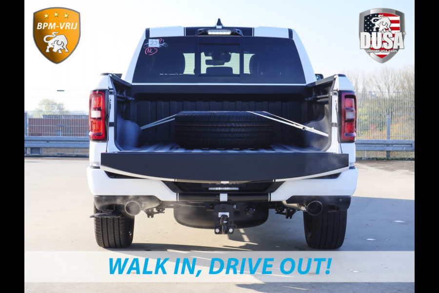 Dodge Ram | 1500 | Laramie | Premium Night | 3.0L I6 Hurricane | Crew Cab | 4X4 | Niveau regeling | 14,4-inch Touchscreen | BPM-VRIJ | Getoonde accessoires zijn verkrijgbaar tegen meerprijs