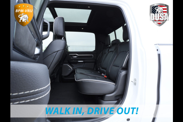 Dodge Ram | 1500 | Laramie | Premium Night | 3.0L I6 Hurricane | Crew Cab | 4X4 | Niveau regeling | 14,4-inch Touchscreen | BPM-VRIJ | Getoonde accessoires zijn verkrijgbaar tegen meerprijs