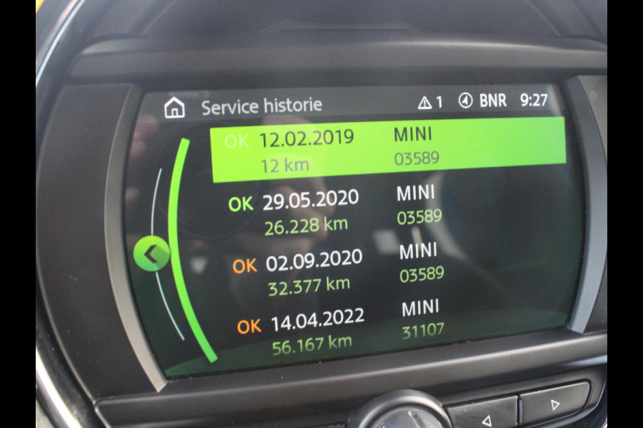 MINI Clubman 1.5 One Business Edition | NAVIGATIE | DEALER ONDERHOUDEN | MINI Clubman 1.5 One Business Edition | NAVIGATIE | DEALER ONDERHOUDEN |