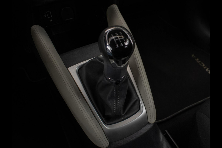 Nissan Micra 1.0 IG-T Acenta Sport (BLUETOOTH,CLIMATE,CRUISE,LED,DAB,BLACKPACK,SPORTSTOELEN,NETTE STAAT) Nissan Micra 1.0 IG-T Acenta Sport (BLUETOOTH,CLIMATE,CRUISE,LED,DAB,BLACKPACK,SPORTSTOELEN,NETTE STAAT)