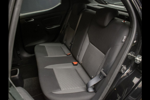 Nissan Micra 1.0 IG-T Acenta Sport (BLUETOOTH,CLIMATE,CRUISE,LED,DAB,BLACKPACK,SPORTSTOELEN,NETTE STAAT) Nissan Micra 1.0 IG-T Acenta Sport (BLUETOOTH,CLIMATE,CRUISE,LED,DAB,BLACKPACK,SPORTSTOELEN,NETTE STAAT)