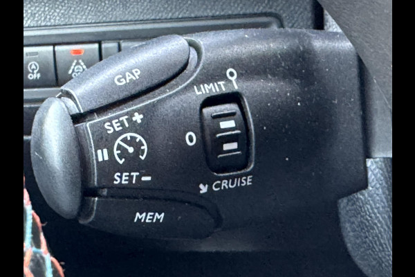 Peugeot 308 SW 1.2 PureTech Tech Edition Led Verlichting Climate control Apple carplay Cruise control Navigatie