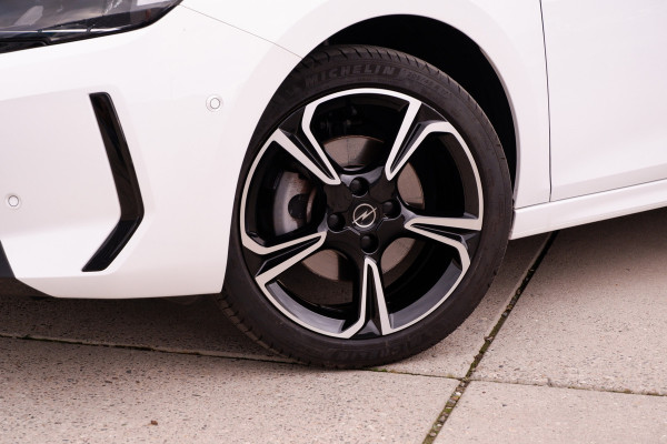 Opel Corsa 1.2 Turbo GS-Sport 100 PK | Pano-Dak | Carplay | Camera | LED | Navi | ECC Opel Corsa 1.2 Turbo GS-Sport 100 PK | Pano-Dak | Carplay | Camera | LED | Navi | ECC