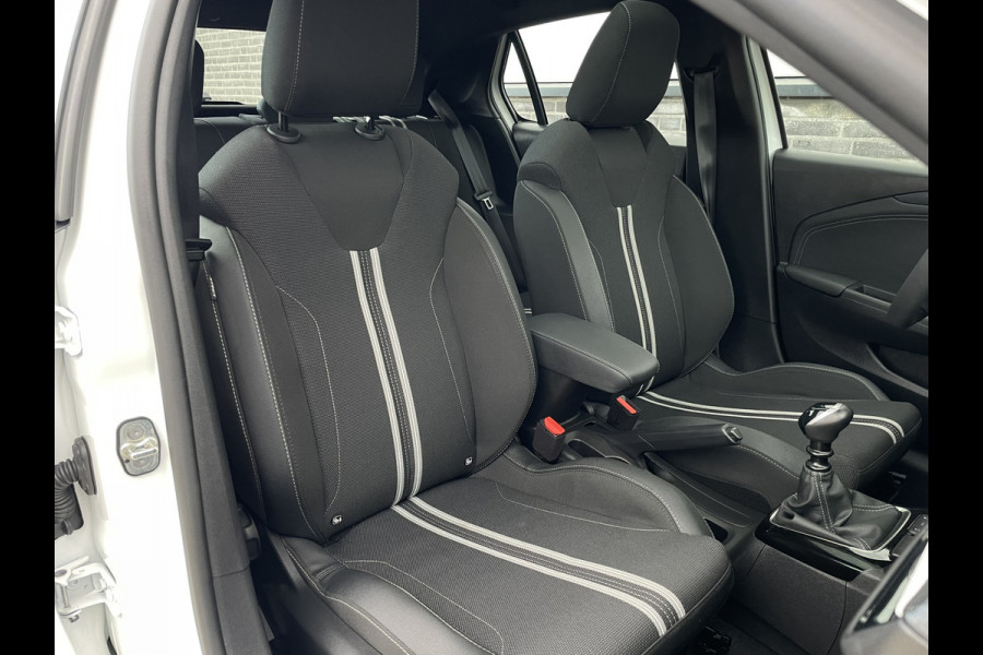 Opel Corsa 1.2 Turbo GS-Sport 100 PK | Pano-Dak | Carplay | Camera | LED | Navi | ECC Opel Corsa 1.2 Turbo GS-Sport 100 PK | Pano-Dak | Carplay | Camera | LED | Navi | ECC