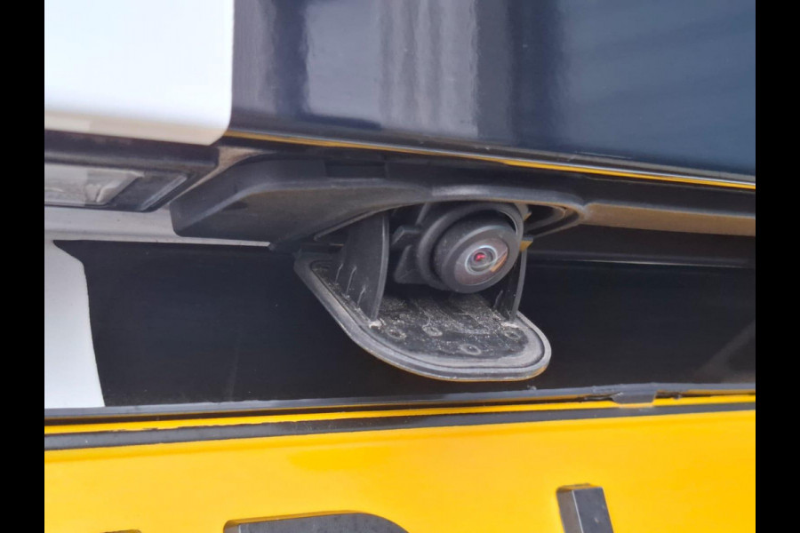 Mercedes-Benz Vito 114 CDI Lang DC Comfort DUBBEL CABINE / NAVI / CAMERA / CARPLAY / TREKHAAK