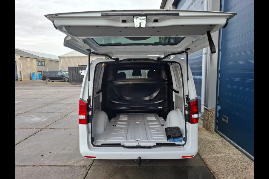 Mercedes-Benz Vito 114 CDI Lang DC Comfort DUBBEL CABINE / NAVI / CAMERA / CARPLAY / TREKHAAK