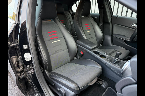 Mercedes-Benz A-Klasse 180 Business Solution - Camera - Airco - Cruise Mercedes-Benz A-Klasse 180 Business Solution - Camera - Airco - Cruise
