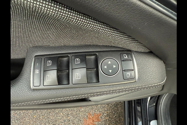 Mercedes-Benz A-Klasse 180 Business Solution - Camera - Airco - Cruise Mercedes-Benz A-Klasse 180 Business Solution - Camera - Airco - Cruise