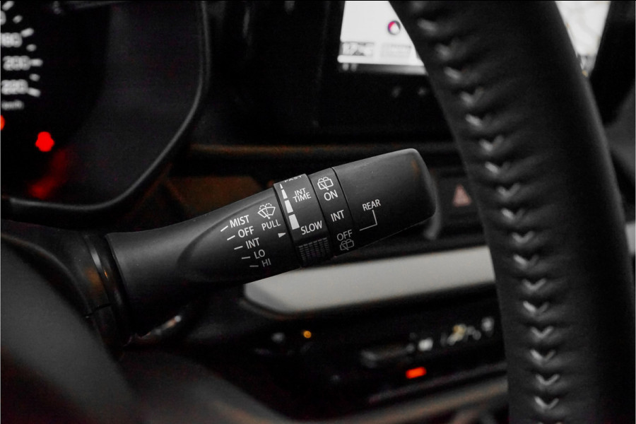 Suzuki Swift 1.2 Style Smart Hybrid Automaat ACC Camera Stoelverw