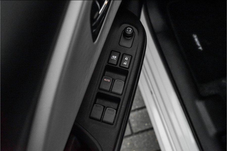 Suzuki Swift 1.2 Style Smart Hybrid Automaat ACC Camera Stoelverw