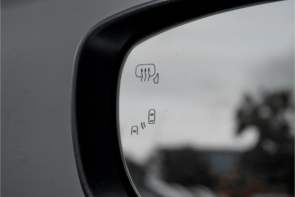 Suzuki Swift 1.2 Style Smart Hybrid Automaat ACC Camera Stoelverw