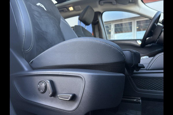 Ford Kuga 2.5 FHEV Active X 190pk | 4WD | 2.100kg Trekgewicht | Driver Assistance Pack | Technology Pack | Winterpack | Panoramadak | All Weather Banden | Geen stekker nodig