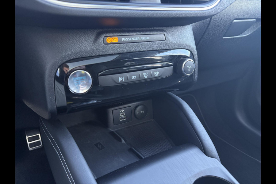 Ford Kuga 2.5 FHEV Active X 190pk | 4WD | 2.100kg Trekgewicht | Driver Assistance Pack | Technology Pack | Winterpack | Panoramadak | All Weather Banden | Geen stekker nodig
