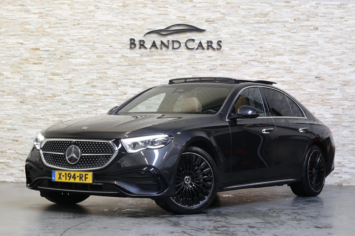 Mercedes-Benz E-Klasse 300 e AMG Line | SUPERSCREEN | PANO | MEMORY | SOFTCLOSE | VOL OPTIES | NL AUTO! | DEALER OH | Mercedes-Benz E-Klasse 300 e AMG Line | SUPERSCREEN | PANO | MEMORY | SOFTCLOSE | VOL OPTIES | NL AUTO! | DEALER OH |