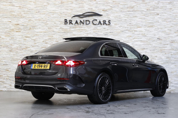 Mercedes-Benz E-Klasse 300 e AMG Line | SUPERSCREEN | PANO | MEMORY | SOFTCLOSE | VOL OPTIES | NL AUTO! | DEALER OH |