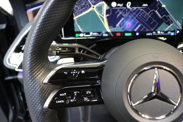 Mercedes-Benz E-Klasse 300 e AMG Line | SUPERSCREEN | PANO | MEMORY | SOFTCLOSE | VOL OPTIES | NL AUTO! | DEALER OH |