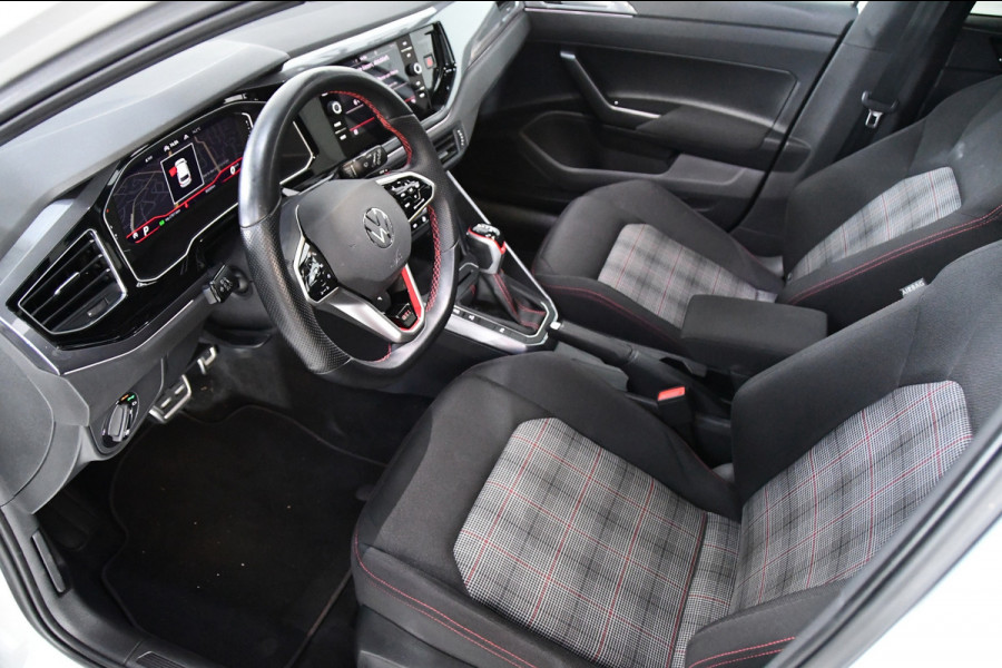 Volkswagen Polo 2.0 TSI GTI PANO IQ light Lane assist ACC