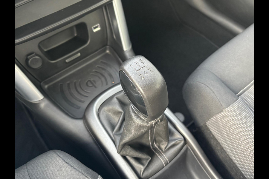 Citroën C3 Aircross 1.2 PureTech Feel 82pk | Rijklaar geleverd incl 12 maanden BOVAG garantie! | Citroën C3 Aircross 1.2 PureTech Feel 82pk | Rijklaar geleverd incl 12 maanden BOVAG garantie! |