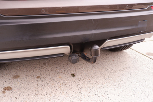 Nissan QASHQAI 1.2 Tekna + | Pano-Dak | Trekhaak | Leer | Bose | Navi | Camera | Climate