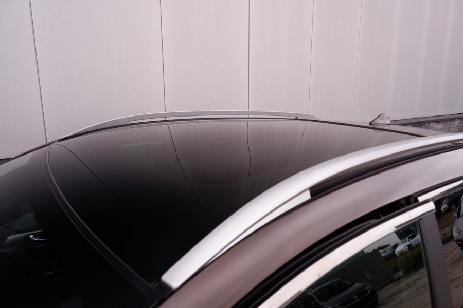 Nissan QASHQAI 1.2 Tekna + | Pano-Dak | Trekhaak | Leer | Bose | Navi | Camera | Climate