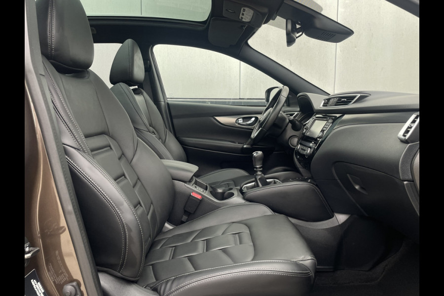 Nissan QASHQAI 1.2 Tekna + | Pano-Dak | Trekhaak | Leer | Bose | Navi | Camera | Climate