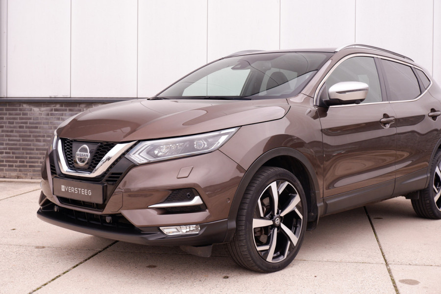 Nissan QASHQAI 1.2 Tekna + | Pano-Dak | Trekhaak | Leer | Bose | Navi | Camera | Climate