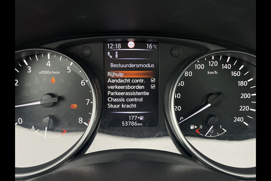 Nissan QASHQAI 1.2 Tekna + | Pano-Dak | Trekhaak | Leer | Bose | Navi | Camera | Climate