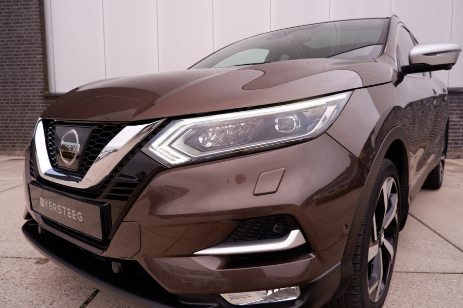 Nissan QASHQAI 1.2 Tekna + | Pano-Dak | Trekhaak | Leer | Bose | Navi | Camera | Climate