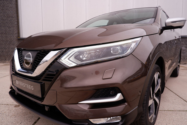 Nissan QASHQAI 1.2 Tekna + | Pano-Dak | Trekhaak | Leer | Bose | Navi | Camera | Climate