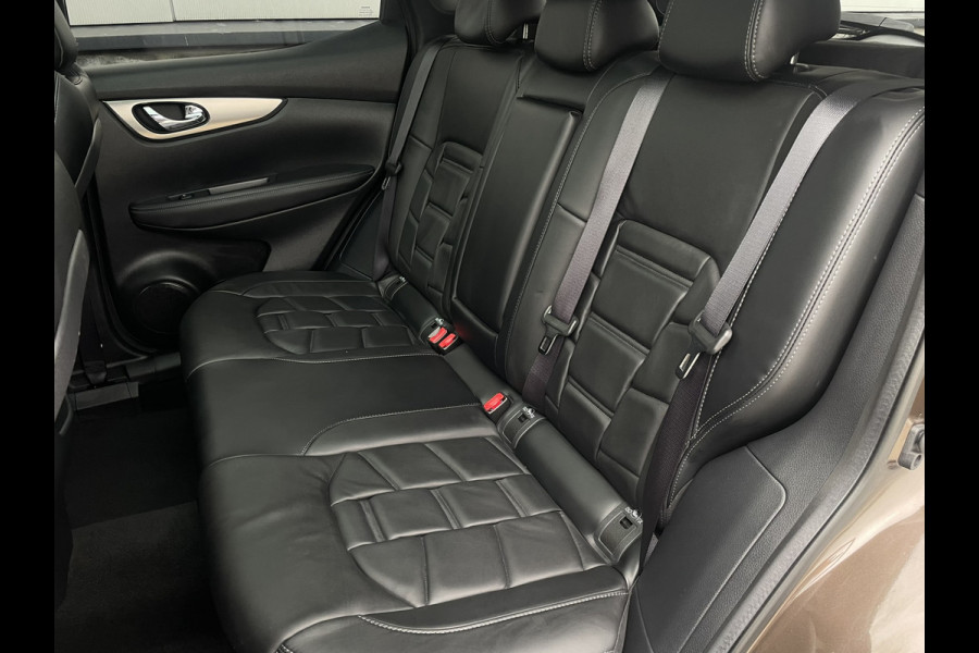 Nissan QASHQAI 1.2 Tekna + | Pano-Dak | Trekhaak | Leer | Bose | Navi | Camera | Climate