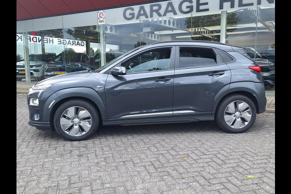 Hyundai Kona EV Premium Sky 64 kWh | 3 Fase | Warmtepomp | Leder | Schuifdak | occasion