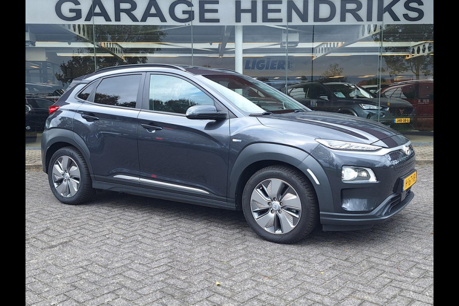 Hyundai Kona EV Premium Sky 64 kWh | 3 Fase | Warmtepomp | Leder | Schuifdak | occasion