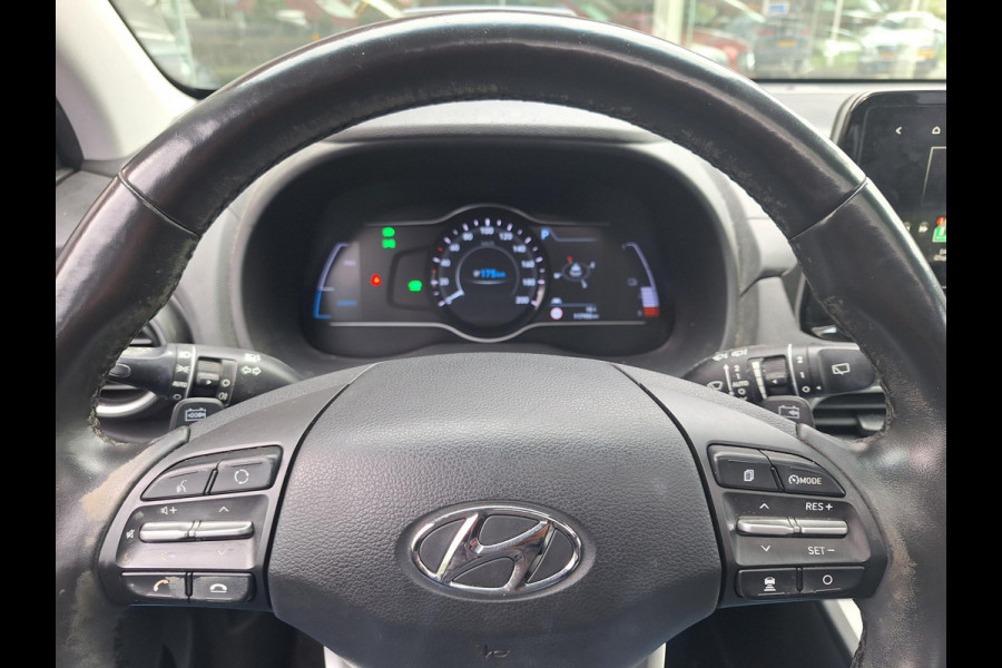 Hyundai Kona EV Premium Sky 64 kWh | 3 Fase | Warmtepomp | Leder | Schuifdak | occasion
