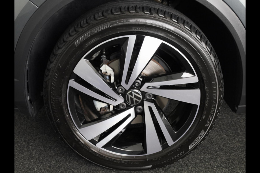 Volkswagen T-Roc 1.5 TSI R-Line 150 pk Automaat (DSG) | Verlengde garantie | Navigatie via App | Parkeersensoren (Park assist) | Achteruitrijcamera | Keyless | R-Line | Volkswagen T-Roc 1.5 TSI R-Line 150 pk Automaat (DSG) | Verlengde garantie | Navigatie via App | Parkeersensoren (Park assist) | Achteruitrijcamera | Keyless | R-Line |