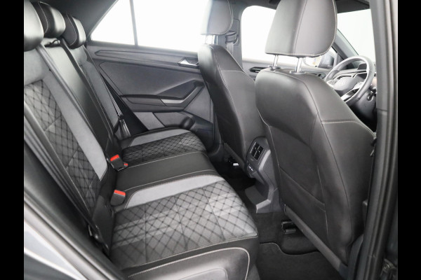 Volkswagen T-Roc 1.5 TSI R-Line 150 pk Automaat (DSG) | Verlengde garantie | Navigatie via App | Parkeersensoren (Park assist) | Achteruitrijcamera | Keyless | R-Line | Volkswagen T-Roc 1.5 TSI R-Line 150 pk Automaat (DSG) | Verlengde garantie | Navigatie via App | Parkeersensoren (Park assist) | Achteruitrijcamera | Keyless | R-Line |