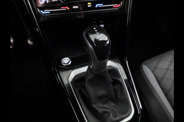 Volkswagen T-Roc 1.5 TSI R-Line 150 pk Automaat (DSG) | Verlengde garantie | Navigatie via App | Parkeersensoren (Park assist) | Achteruitrijcamera | Keyless | R-Line | Volkswagen T-Roc 1.5 TSI R-Line 150 pk Automaat (DSG) | Verlengde garantie | Navigatie via App | Parkeersensoren (Park assist) | Achteruitrijcamera | Keyless | R-Line |