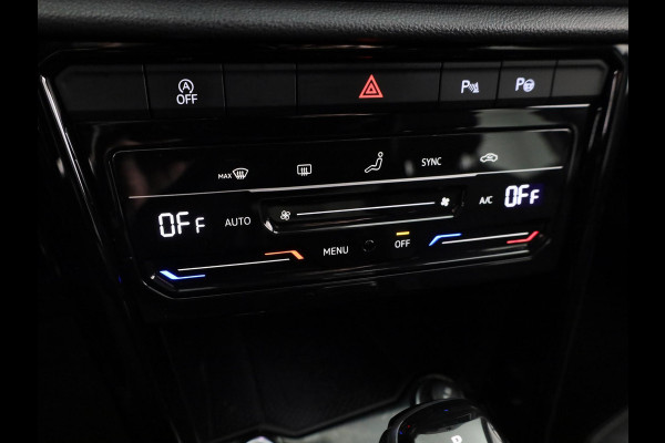 Volkswagen T-Roc 1.5 TSI R-Line 150 pk Automaat (DSG) | Verlengde garantie | Navigatie via App | Parkeersensoren (Park assist) | Achteruitrijcamera | Keyless | R-Line | Volkswagen T-Roc 1.5 TSI R-Line 150 pk Automaat (DSG) | Verlengde garantie | Navigatie via App | Parkeersensoren (Park assist) | Achteruitrijcamera | Keyless | R-Line |